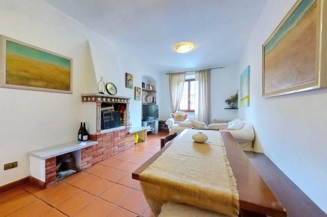 4-room flat, Carrara - Photo 1