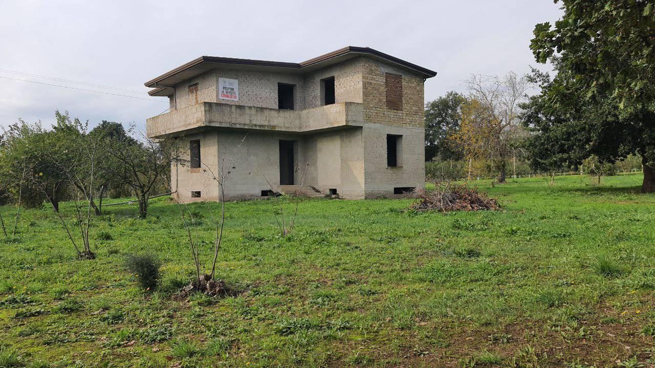 Villa in vendita a Teano