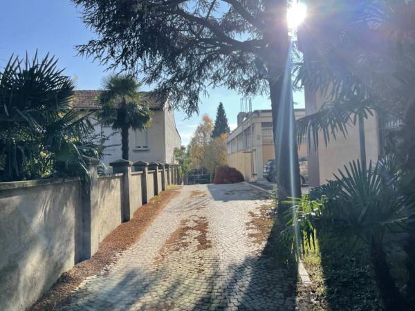 Capannone in Via Giuseppe Verdi, Cassano Magnago, {3} - Foto 2