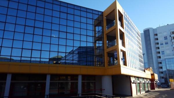 Ufficio in Via Raffaello Sanzio, Gallarate, {3} - Foto 2