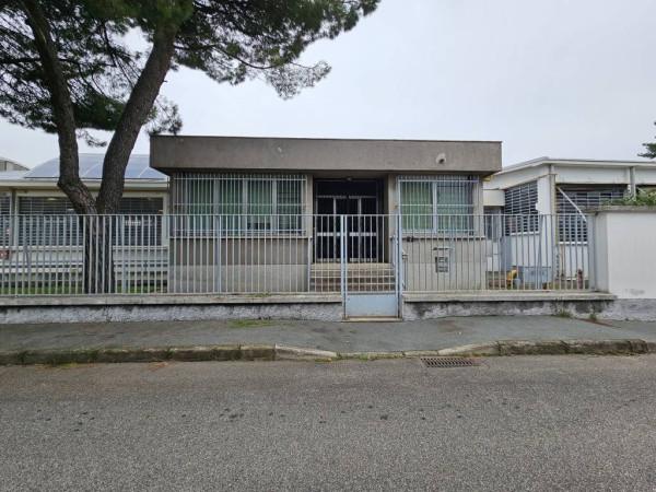Capannone in , Legnano, {3} - Foto 1