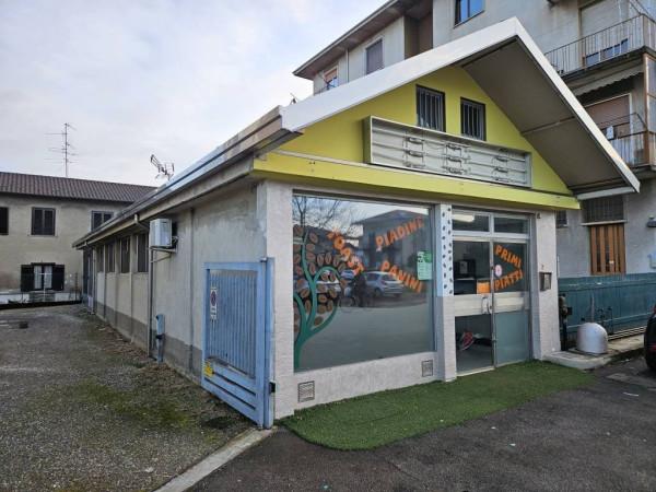 Capannone in Via Fratelli Vigorelli, Gallarate, {3} - Foto 2