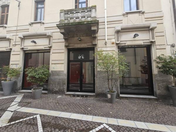 Negozio in Via San Giovanni Bosco, Gallarate, {3} - Foto 1