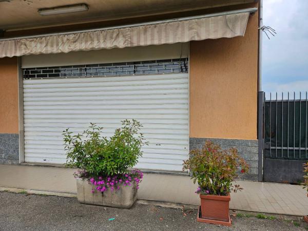 Negozio in Via Monte Berico, Samarate, {3} - Foto 2