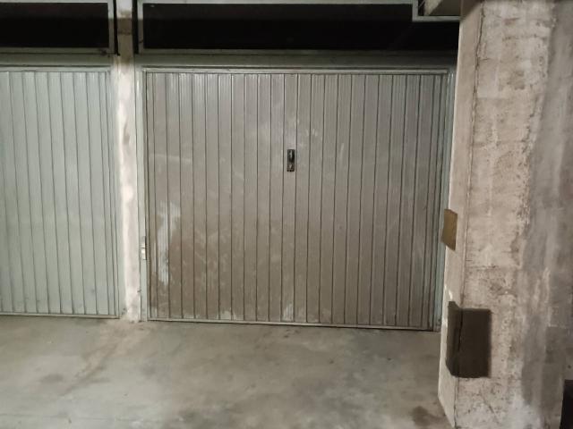 Garage or car box in {3}, Via Luigi Borghi 3 - Photo 1