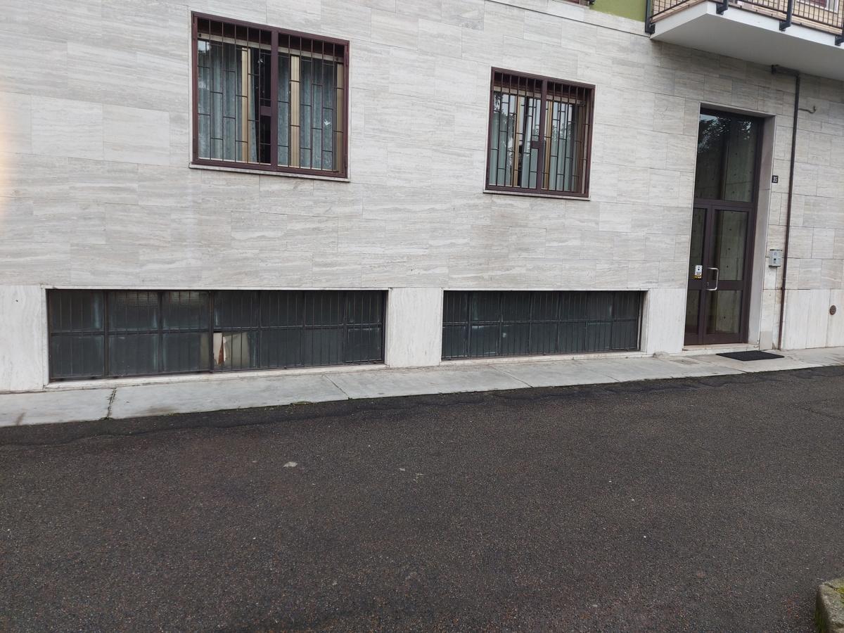 Magazzino in Via Monfalcone 35, Cinisello Balsamo - Foto 1
