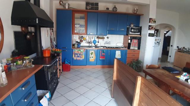 Vierzimmerwohnung, Castagneto Carducci - Foto 1