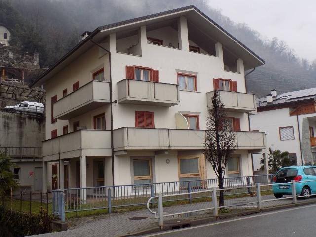 4-room flat in Viale Maloggia, Chiavenna - Photo 1