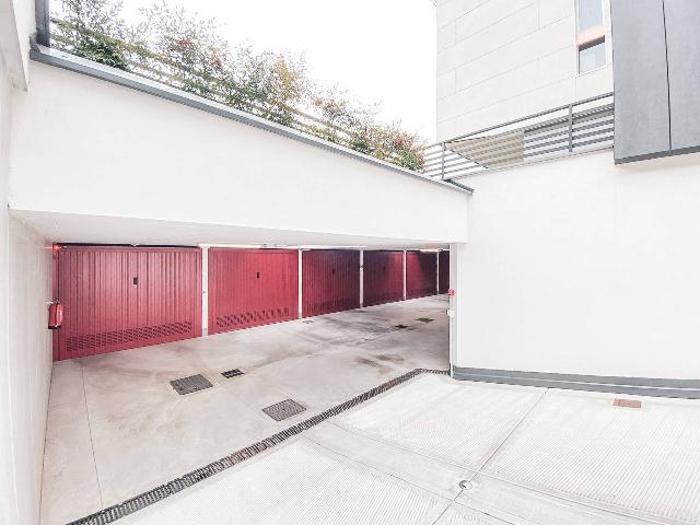 Garage or car box in Viale Guido Gozzano 36, Busto Arsizio - Photo 1