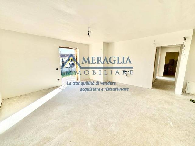 4-room flat in Via Cielo Arnaldo, Trentola-Ducenta - Photo 1