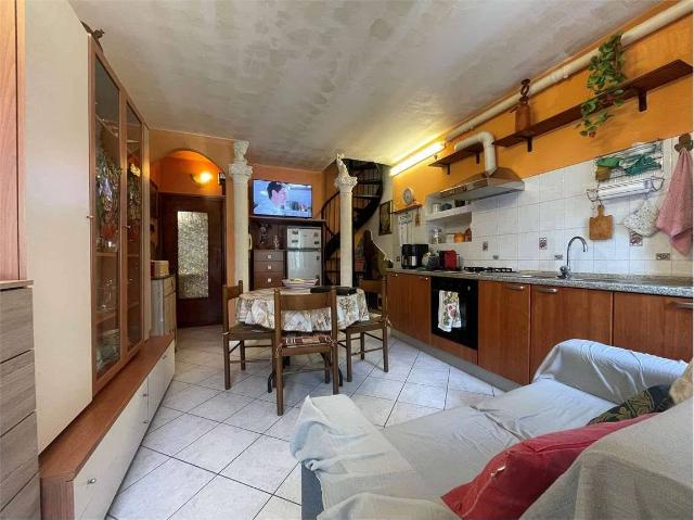 3-room flat in Via Alessandro Volta, Arsago Seprio - Photo 1