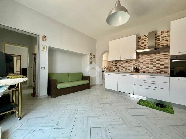 4-room flat in Via Indipendenza 3, Santo Stefano di Magra - Photo 1