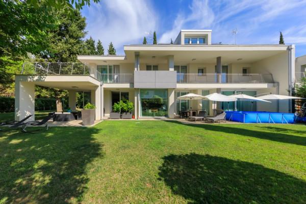 Villa bifamiliare in vendita a Venezia