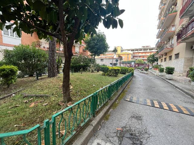 Trilocale in Via San Martino, San Giorgio a Cremano - Foto 1