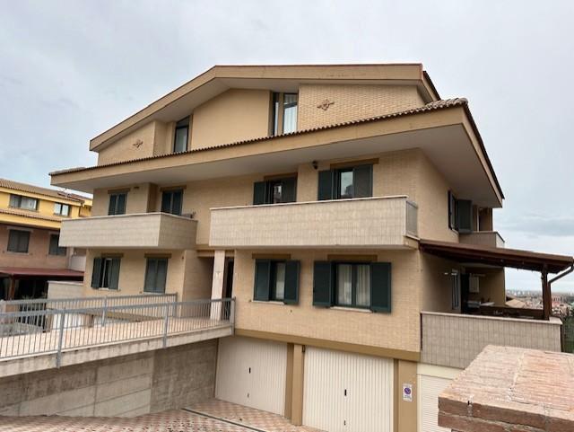 Appartamento in vendita a Citta' Sant'Angelo