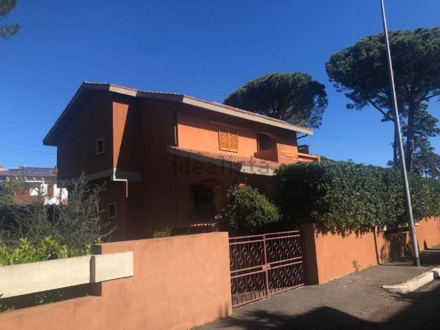 Villa in Via Vesuvio, 6, Grosseto - Foto 1