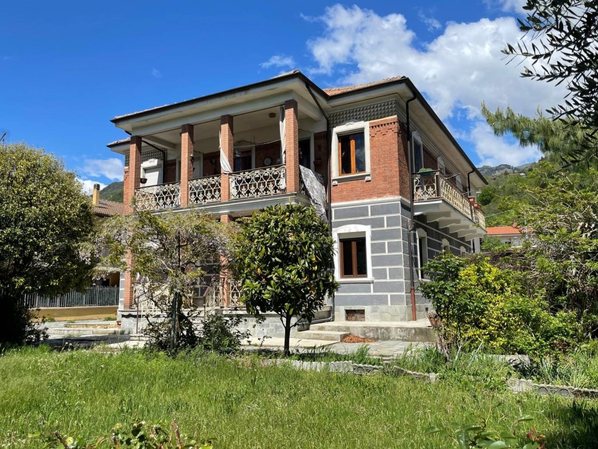 Villa in vendita a Condove