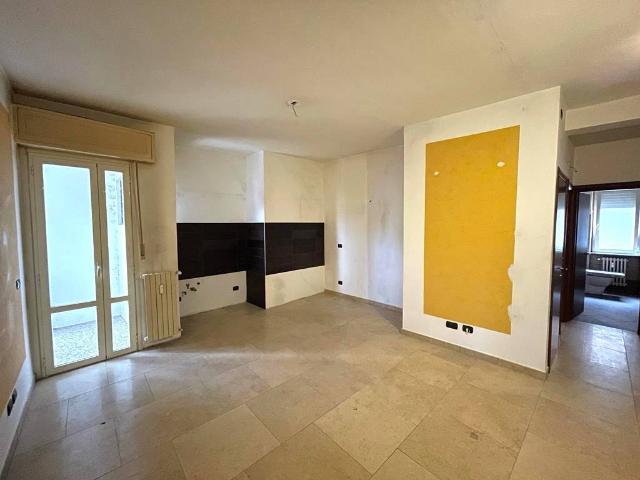 2-room flat in Via Bezzecca 20, Vercelli - Photo 1