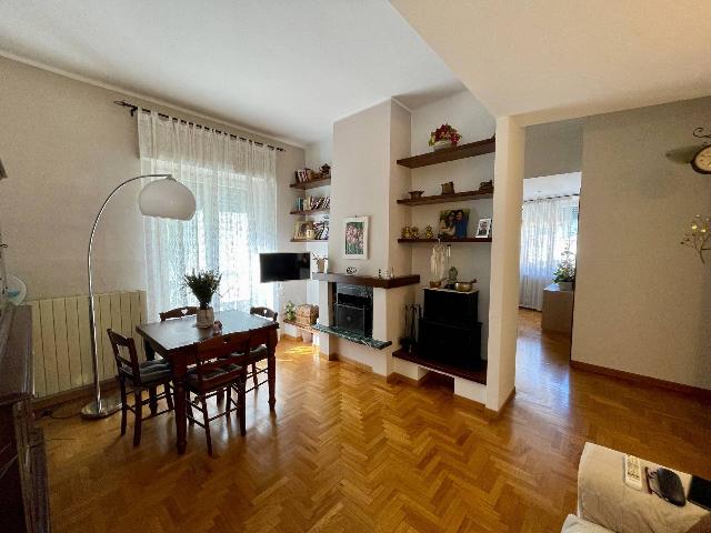 2-room flat in Via Alessandro Manzoni 10, Vercelli - Photo 1