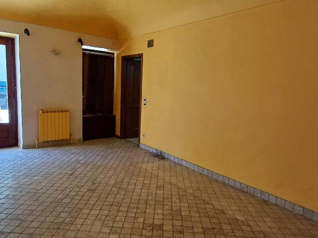 Geschäft in Corso Libertà 361, Vercelli - Foto 1