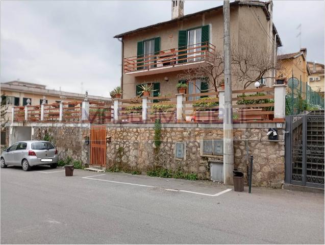 Trilocale in Via Umberto I 11, Civitella San Paolo - Foto 1