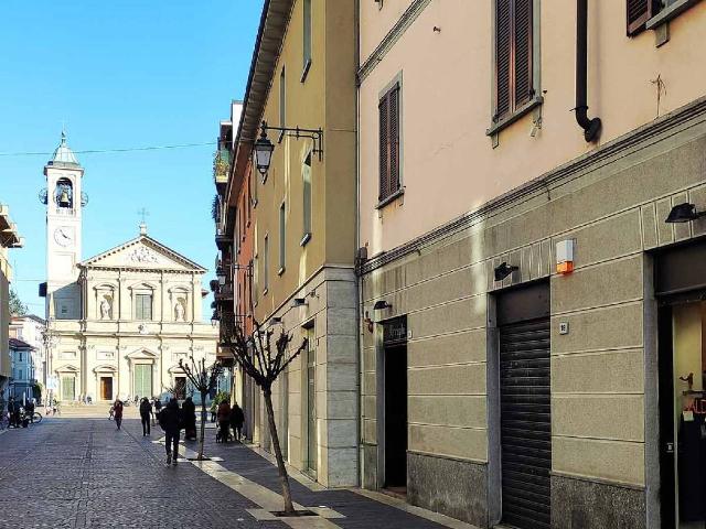 Geschäft in Corso Italia, Saronno - Foto 1