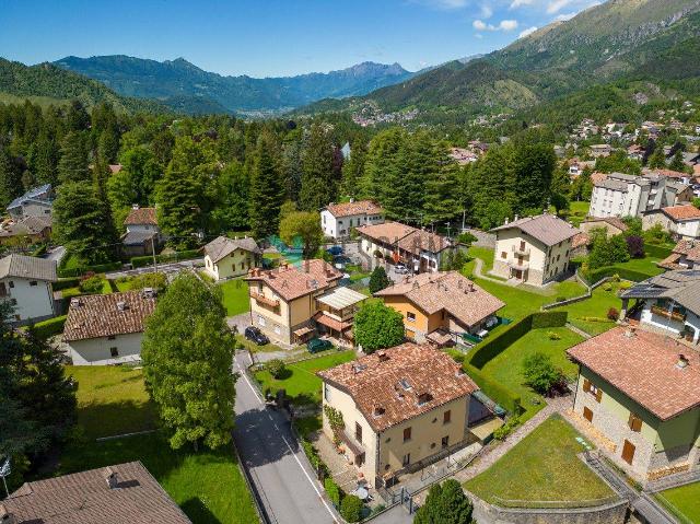 Vierzimmerwohnung in Via Quarantina 3, Castione della Presolana - Foto 1