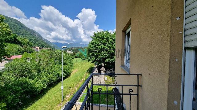 3-room flat in Viale Alessandro Manzoni, Clusone - Photo 1