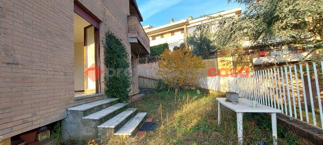 Vierzimmerwohnung in Via Giuliotti 1, Siena - Foto 1