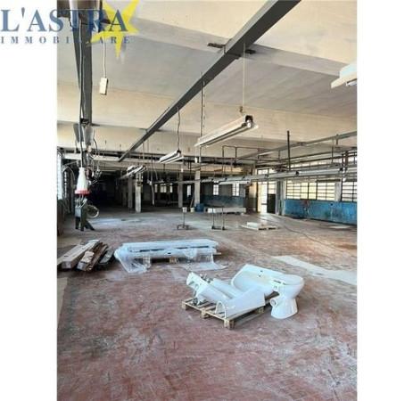 Laboratorio in Piazza Giuseppe Verdi, Carmignano, {3} - Foto 2