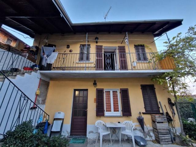 Casa indipendente in Via Cafferonio 3, Casale Corte Cerro - Foto 1