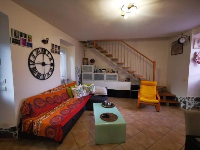 2-room flat in {3}, Via Martiri - Photo 1