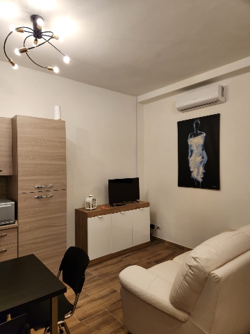 3-room flat in Via Giuseppe Garibaldi, Opera - Photo 1