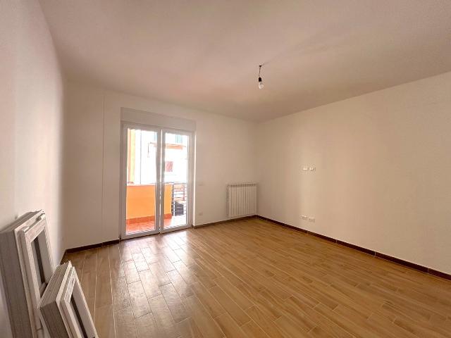 2-room flat in Via dei Sabelli 100, Roma - Photo 1