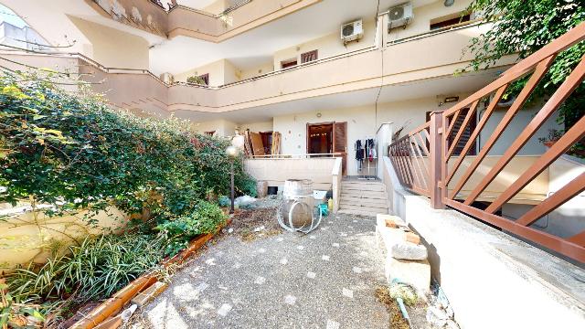 3-room flat in Via San Pio X, Merine 1, Lizzanello - Photo 1