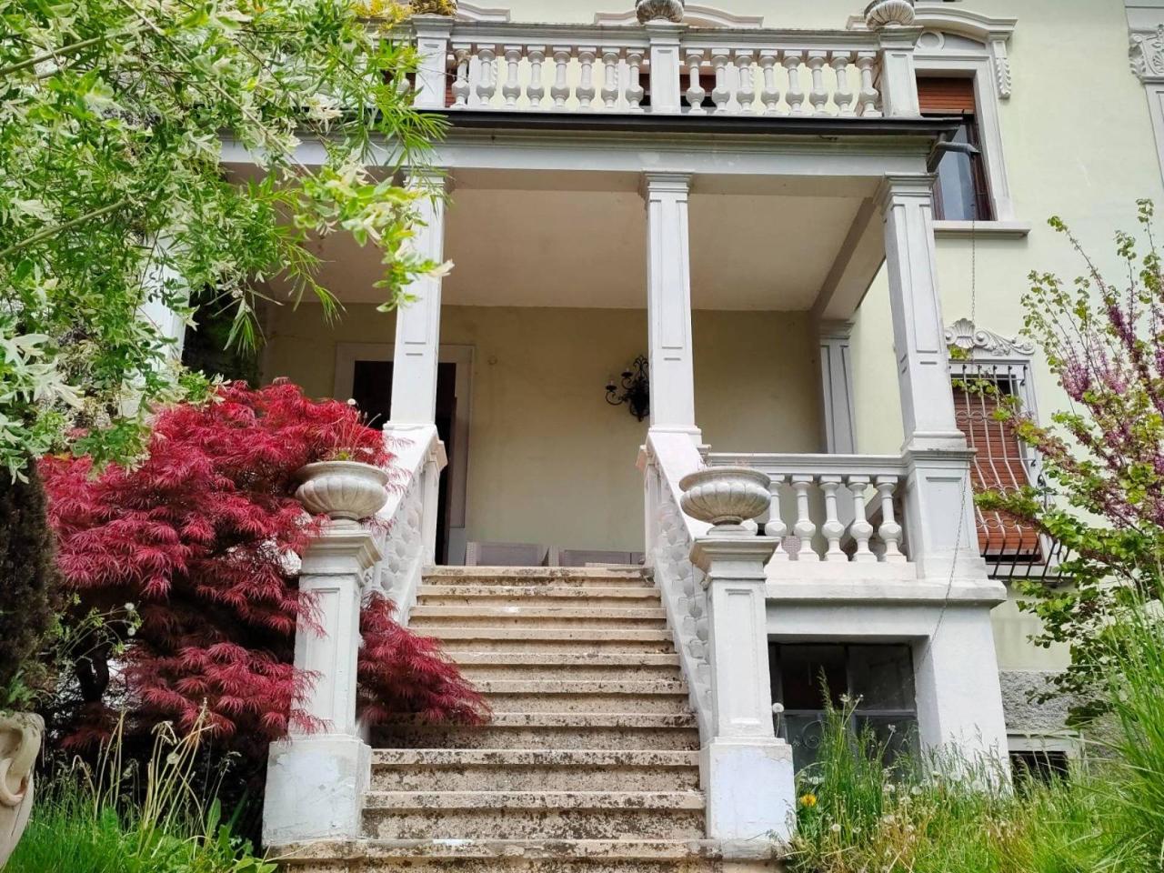 Villa in vendita a Castelnuovo