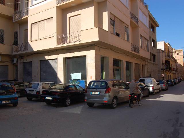 Negozio in Via Frisella, Marsala - Foto 1