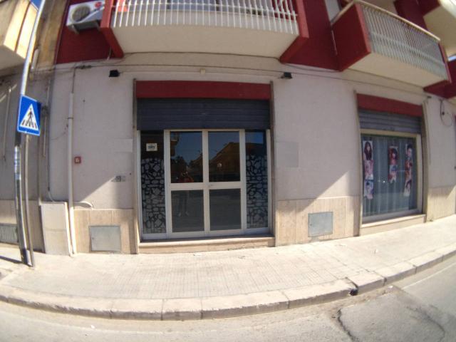 Shop in Via Mazara 87, Marsala - Photo 1