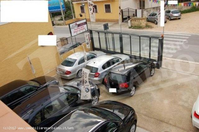 Esercizio commerciale in 
Via Trapani									, 
Marsala									, Marsala, {3} - Foto 2