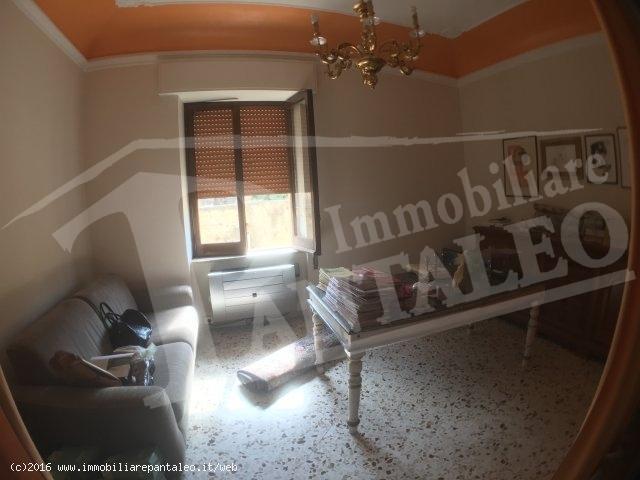 Esercizio commerciale in 
Via a. Diaz									, 
Marsala									, Marsala, {3} - Foto 1