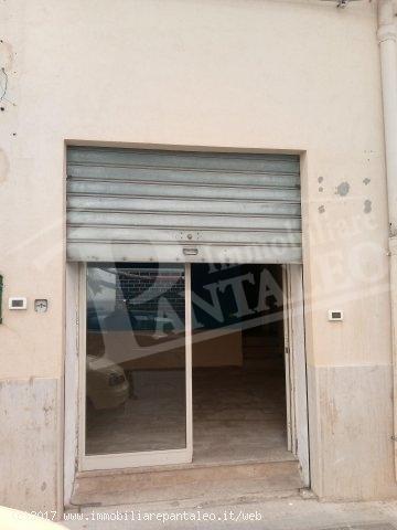 Esercizio commerciale in 
Via Edoardo Alagna									, 
Marsala									, Marsala, {3} - Foto 1