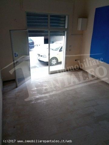 Esercizio commerciale in 
Via Edoardo Alagna									, 
Marsala									, Marsala, {3} - Foto 2