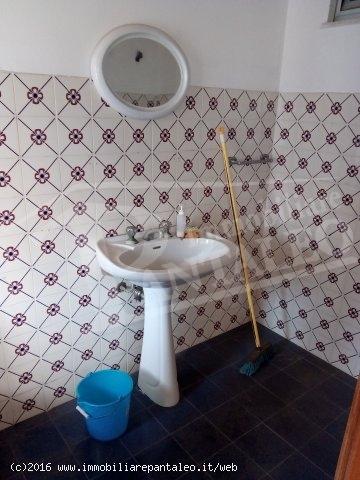 Esercizio commerciale in 
Via Pascasino									, 
Marsala									, Marsala, {3} - Foto 1
