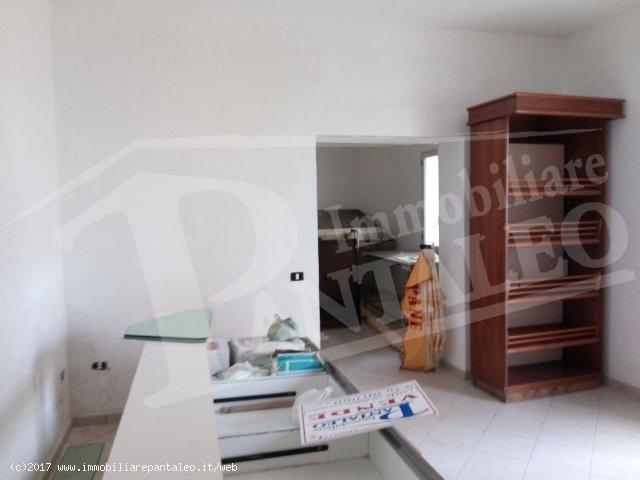 Esercizio commerciale in , Marsala, {3} - Foto 1