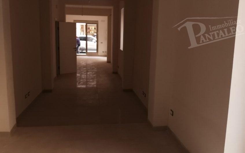Esercizio commerciale in 
Via Roma									, 
Marsala									, Marsala, {3} - Foto 2