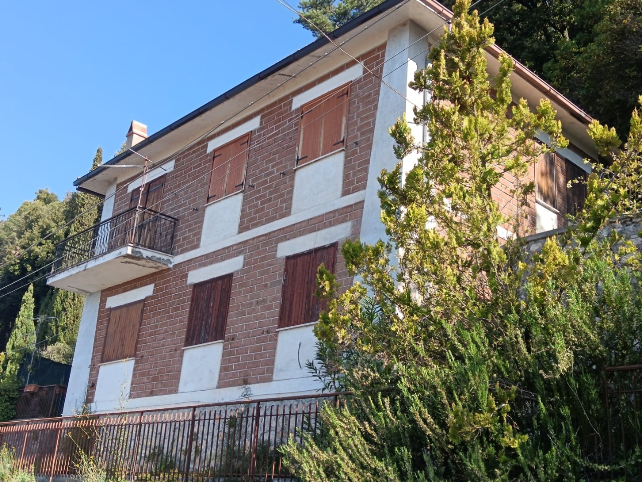 Villa bifamiliare in vendita a Serrone