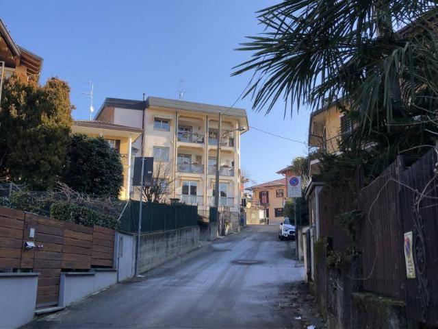 Vierzimmerwohnung in Via alla Punta 33, Sesto Calende - Foto 1