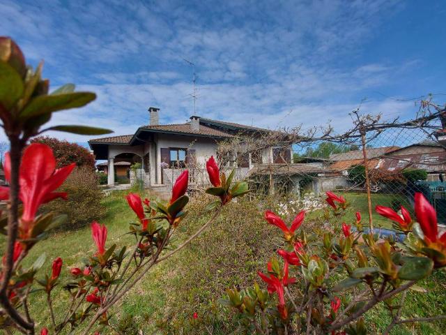 Mansion in Via Riale, Castelletto sopra Ticino - Photo 1