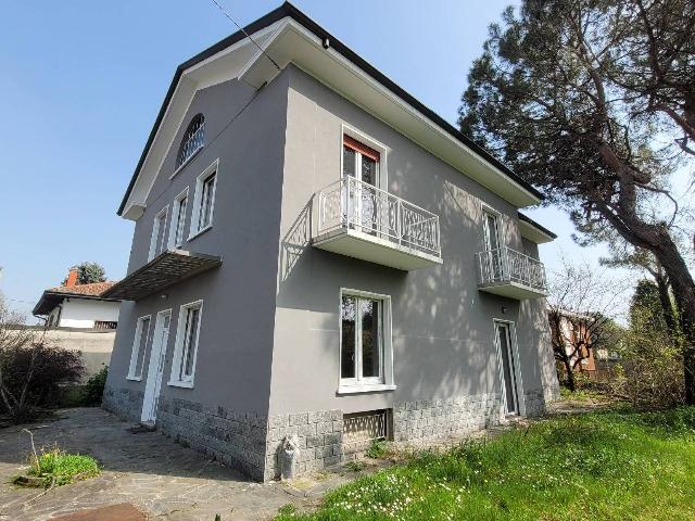 Villa in Via Francesco Baracca 8, Gorla Minore - Foto 1