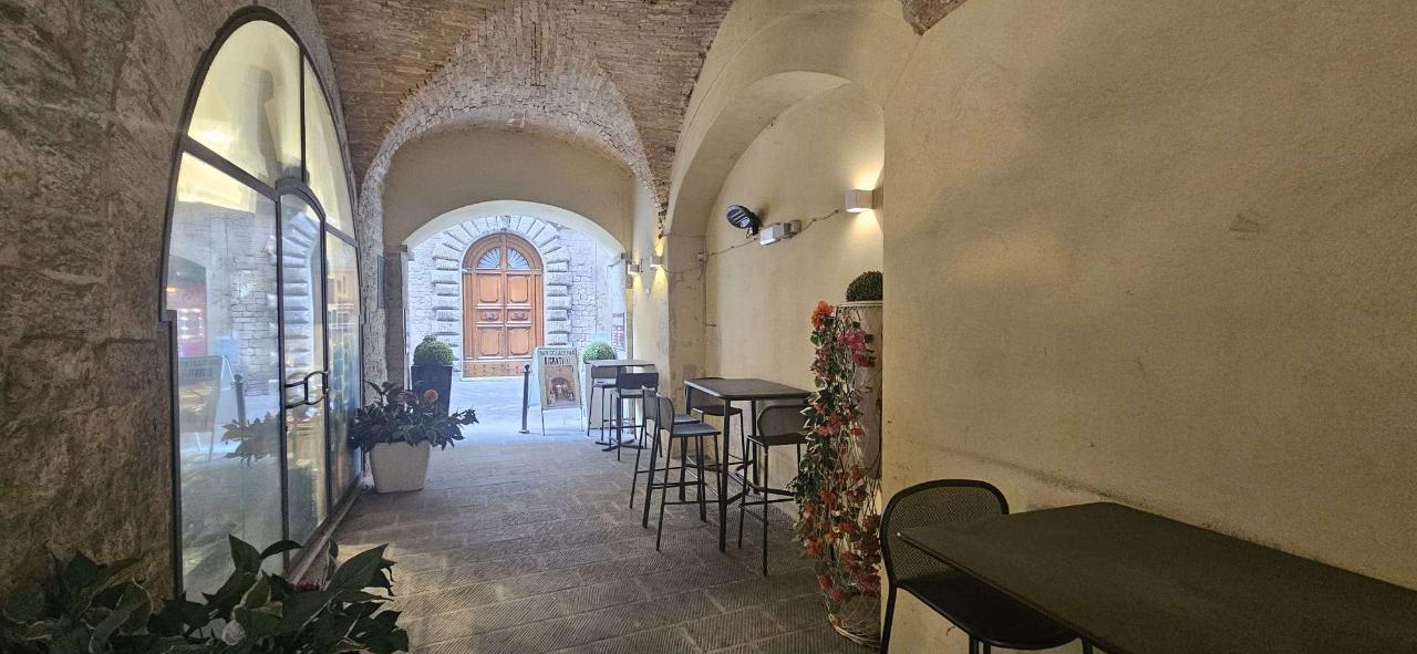 Bar in Via Mazzini  12, Todi, {3} - Foto 2